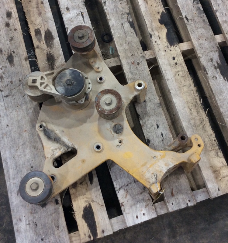 Caterpillar D8T D8T Bracket - Support