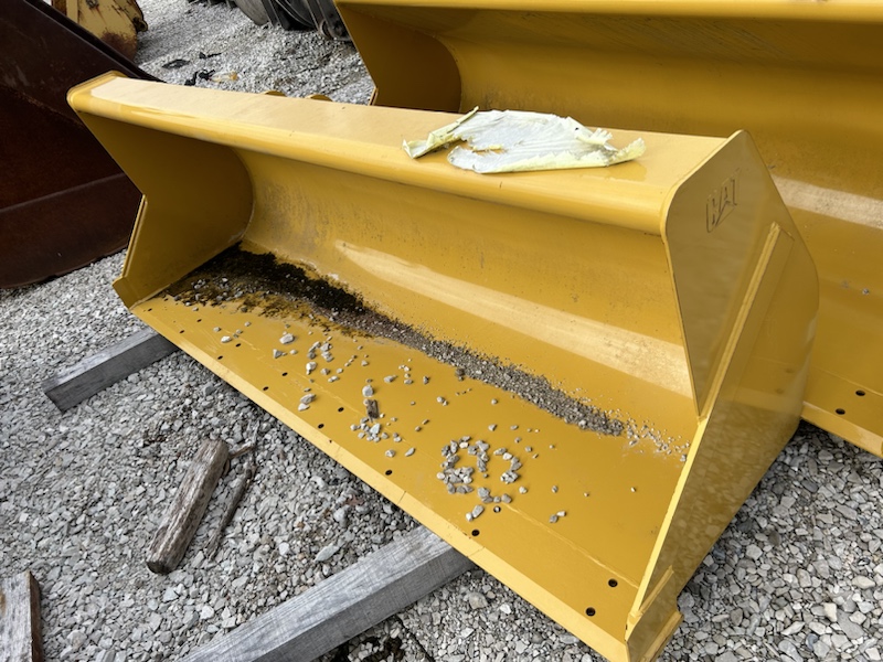 Caterpillar  416D/420E/430E GP Bucket - 1.131 CU YD 95"