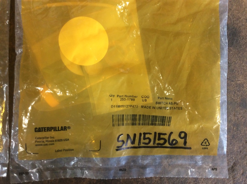 Caterpillar  Switch AS - Push Button