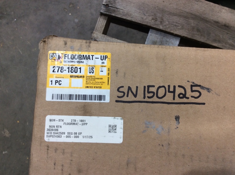 Caterpillar  Floor Mat - Upper