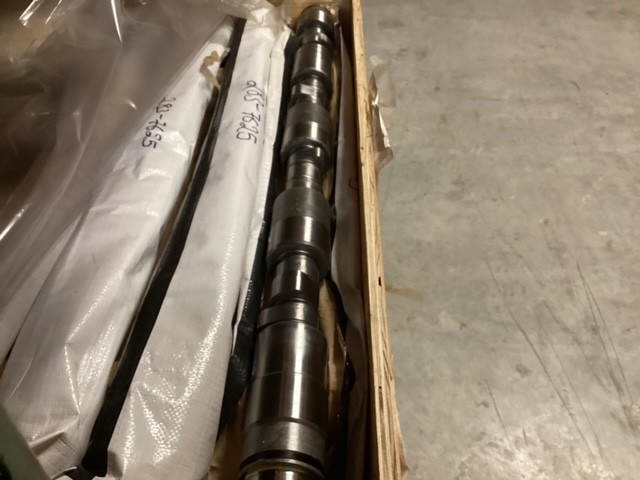   Camshaft  -  RH  3508B/ 3508C