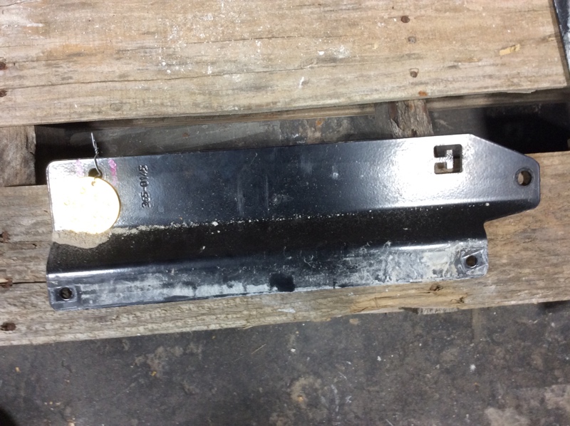 Caterpillar 962M 962M Bracket