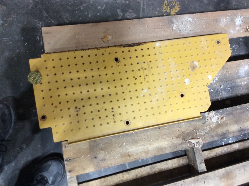 Caterpillar 962M 962M Plate