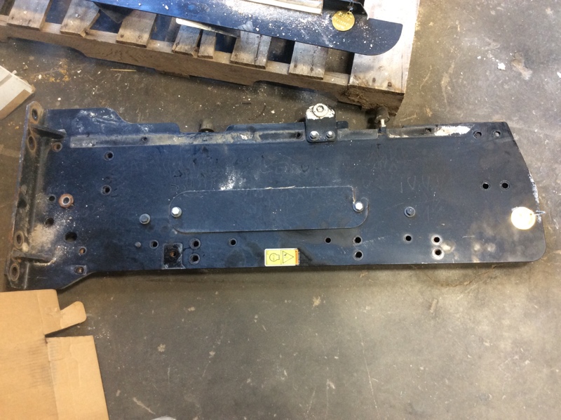 Caterpillar 962M 962M Support AS - Radiator (rh)