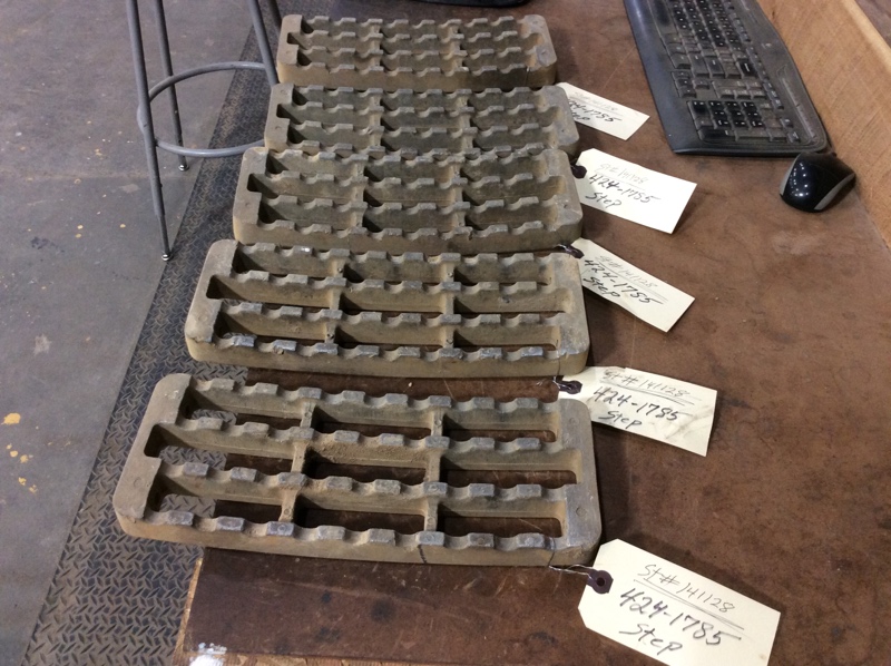 Caterpillar 740B 740B Step