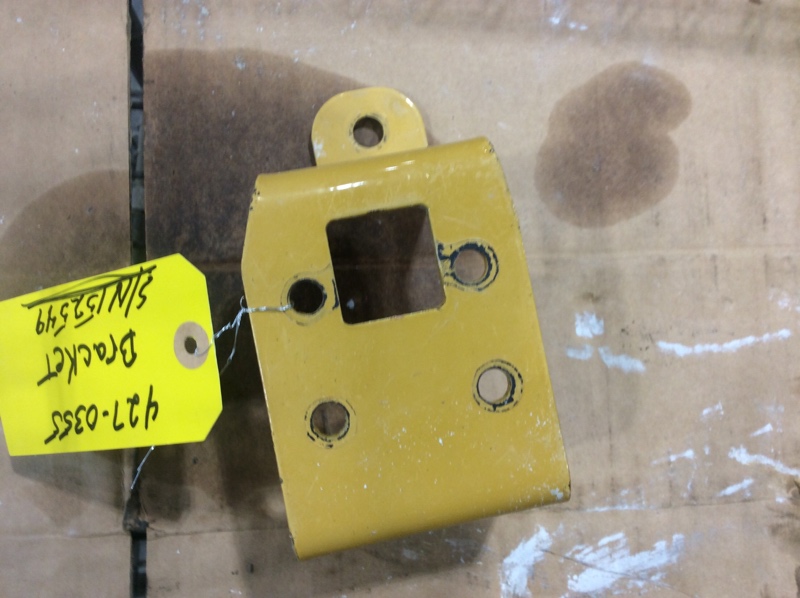Caterpillar 962M 962M Bracket