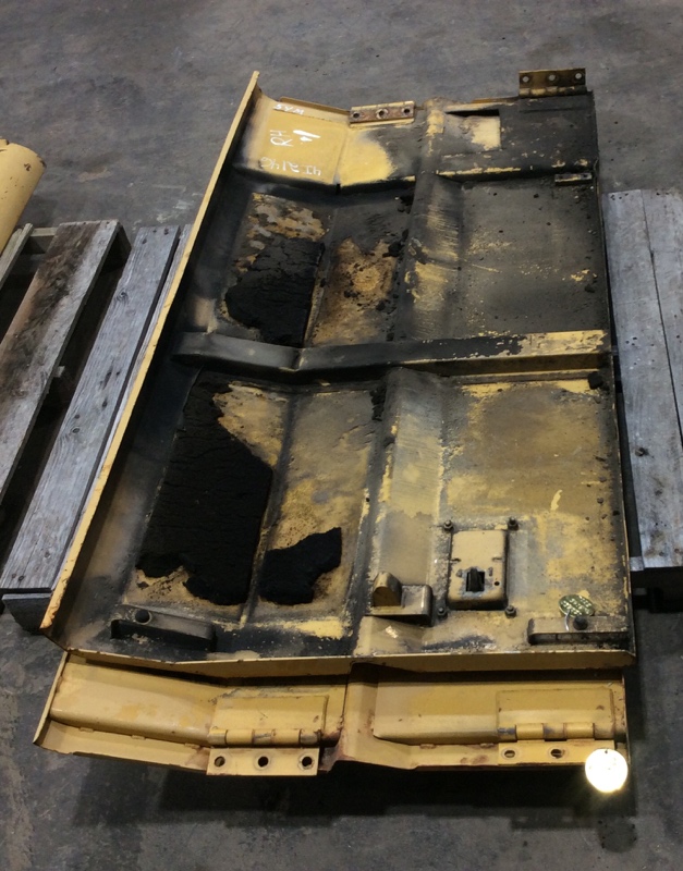 Caterpillar 330L 330L Door GP Access - RH