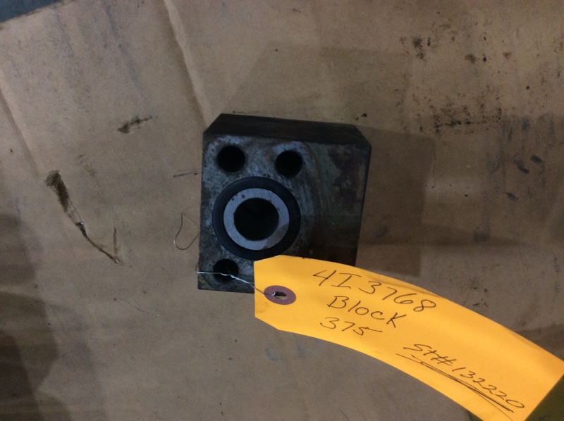 Caterpillar 375 Block