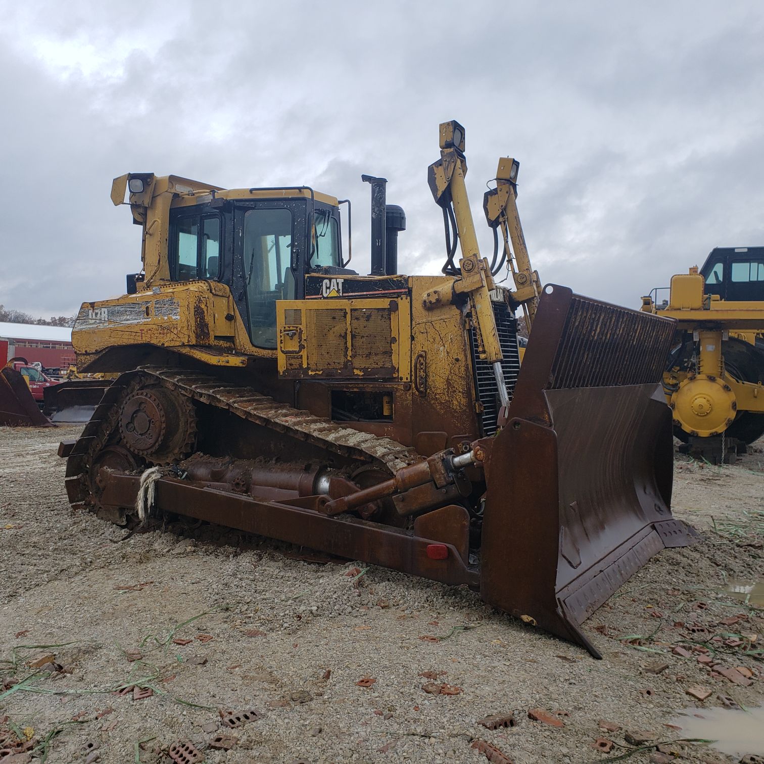 Caterpillar D7R D7R Landfill Blade