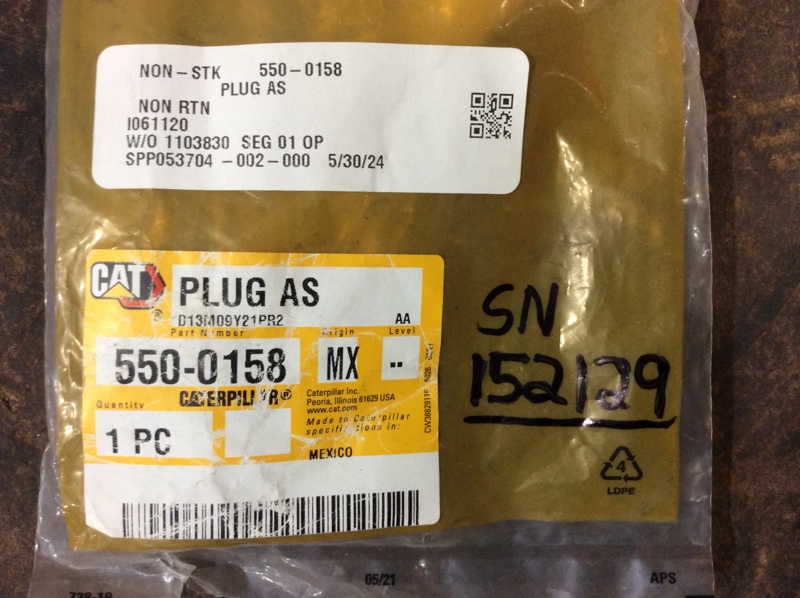 Caterpillar  Plug AS