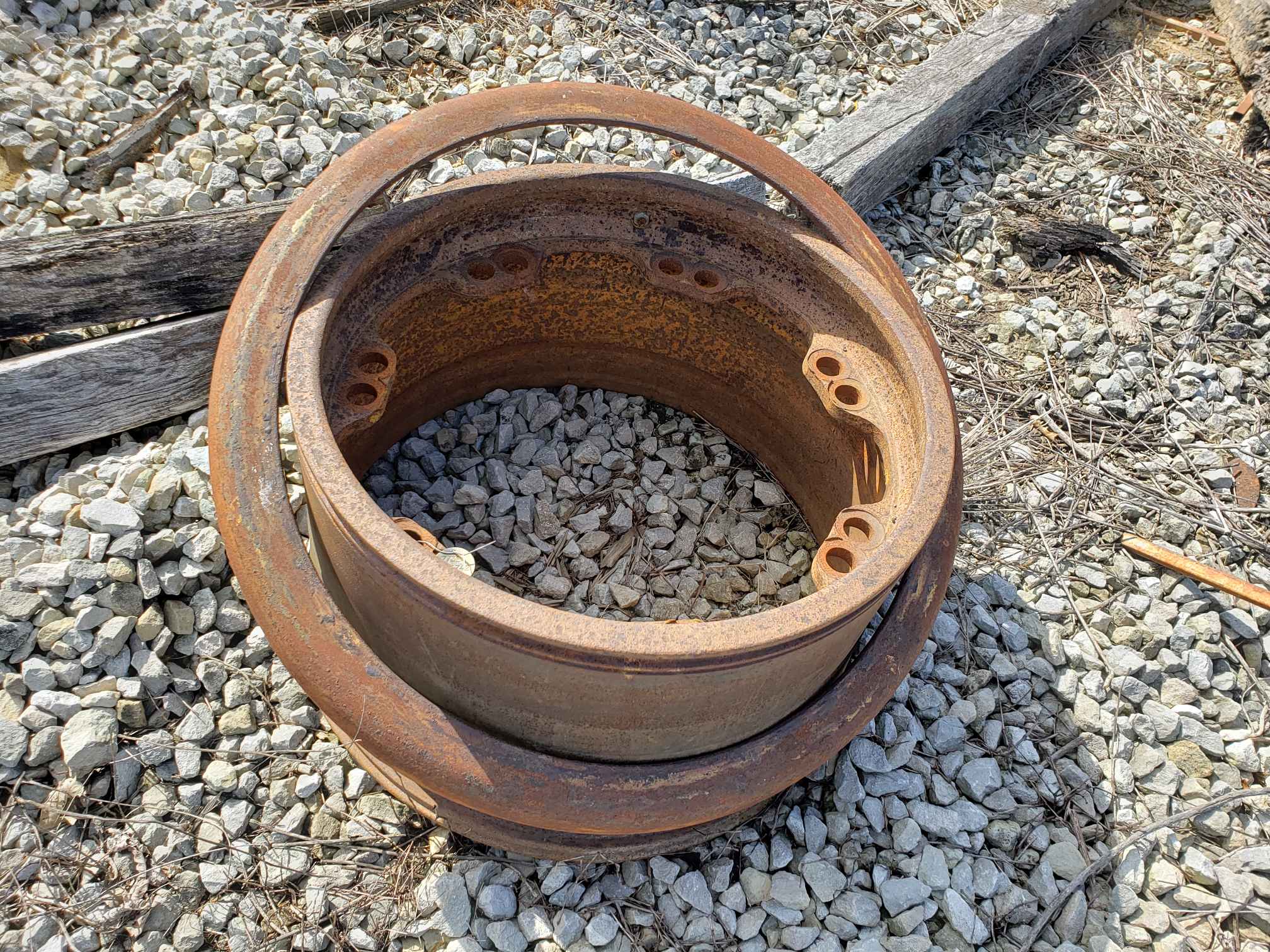 Caterpillar 773E 773E- Rim (w/ 1 Flange)
