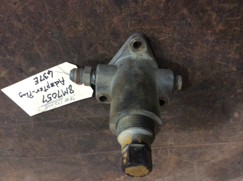 Caterpillar 637E Adapter, Plug