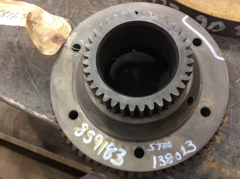 Caterpillar  637 Hub
