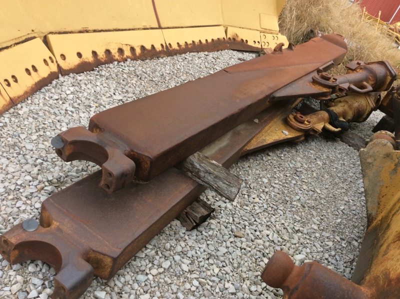   D9L Push Arm RH
