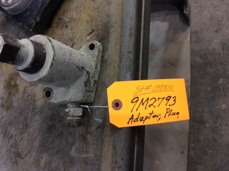 Caterpillar 5110B 5110B Adapter Plug