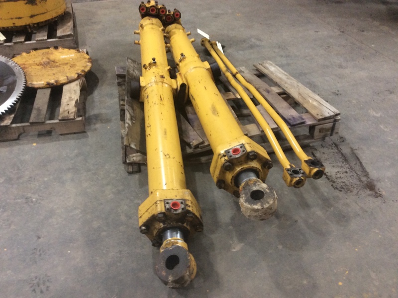 Caterpillar D10N D10N Lift Cyl