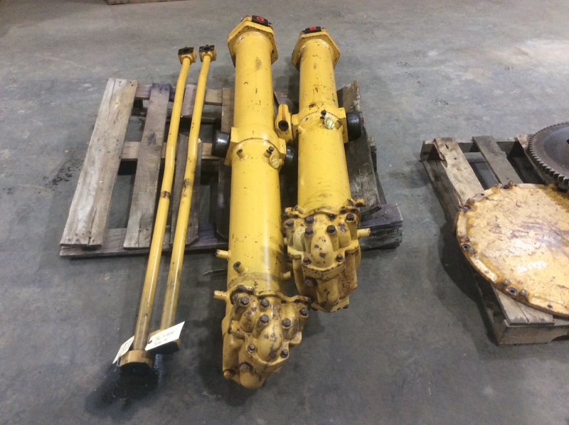 Caterpillar D10N D10N Lift Cyl