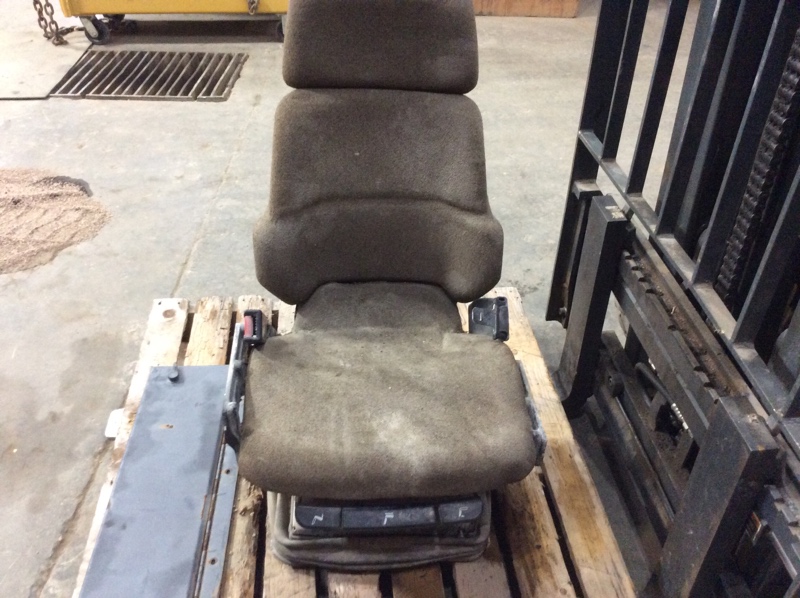 Caterpillar 990 990 Seat & Suspension