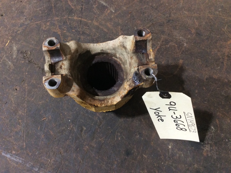 Caterpillar 930H 930H Yoke