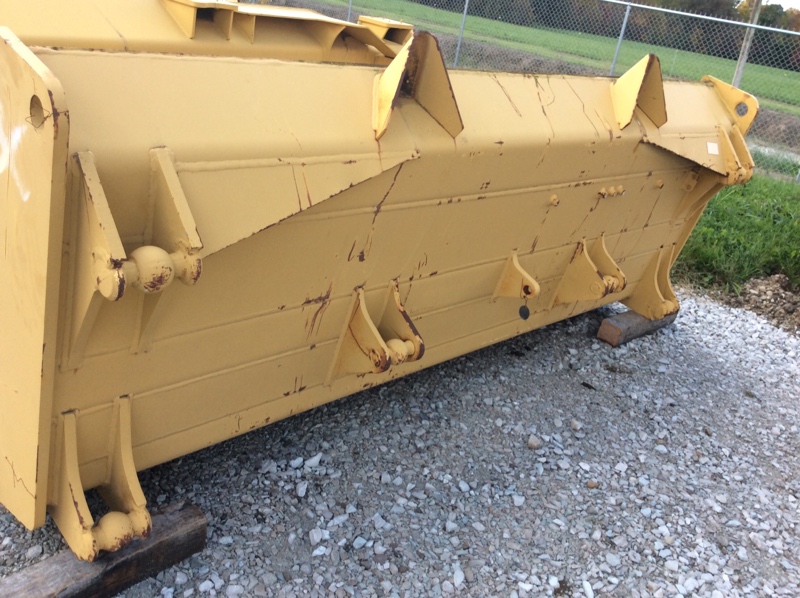 Caterpillar  D6H/D6R S Blade & Edge Group