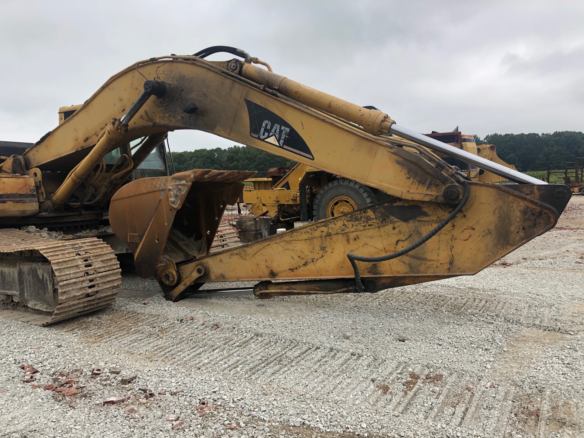 Caterpillar 330L
