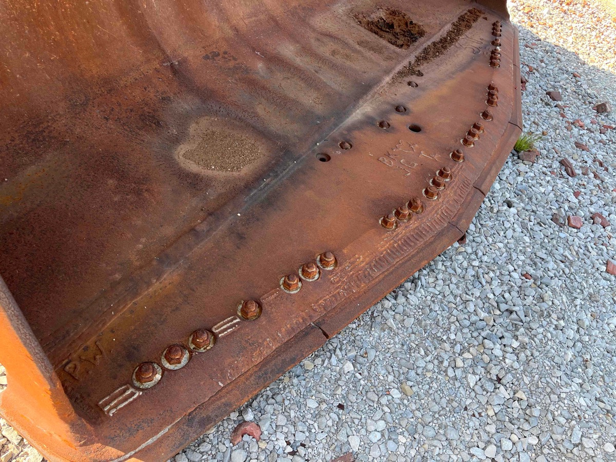 Caterpillar 988G 988G Spade Nose Rock Bucket - 9 Cyd