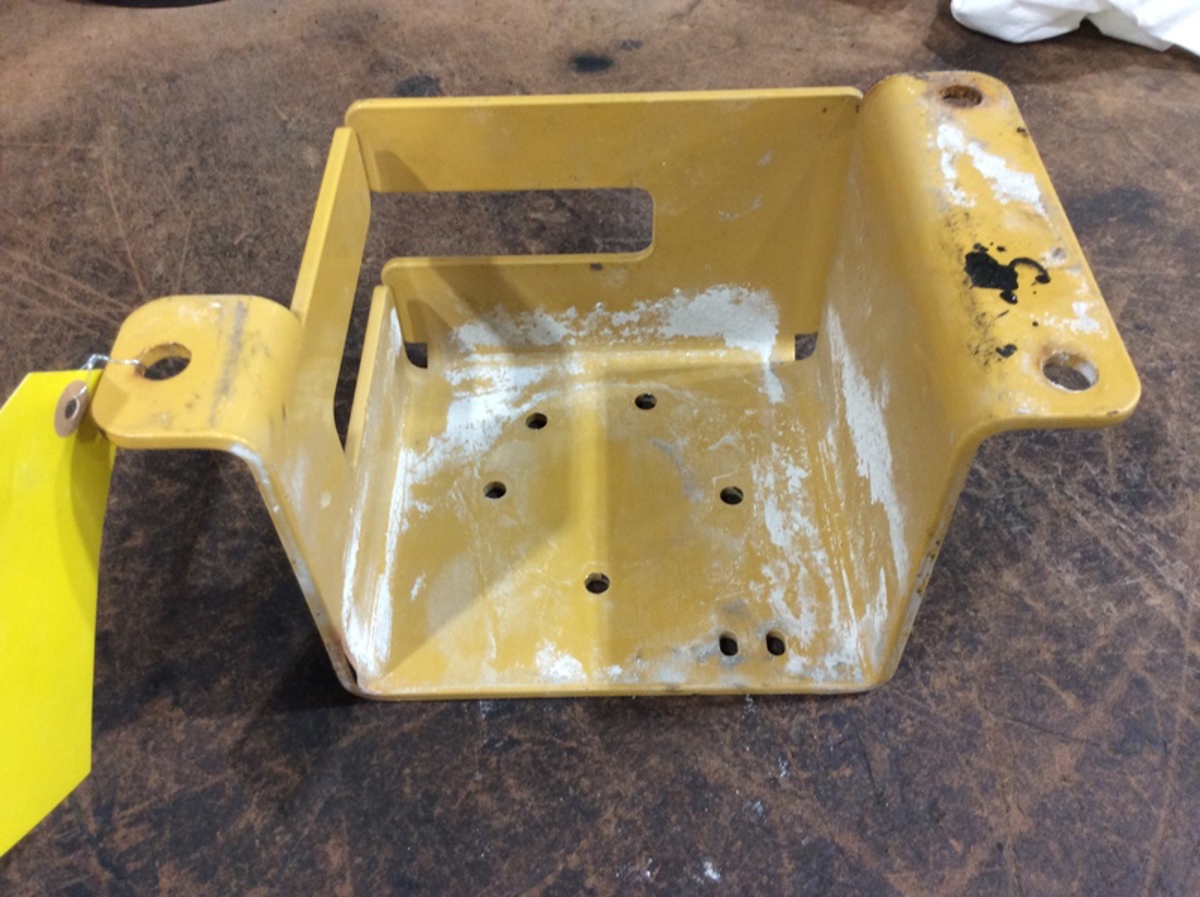 Caterpillar 962M 962M Bracket