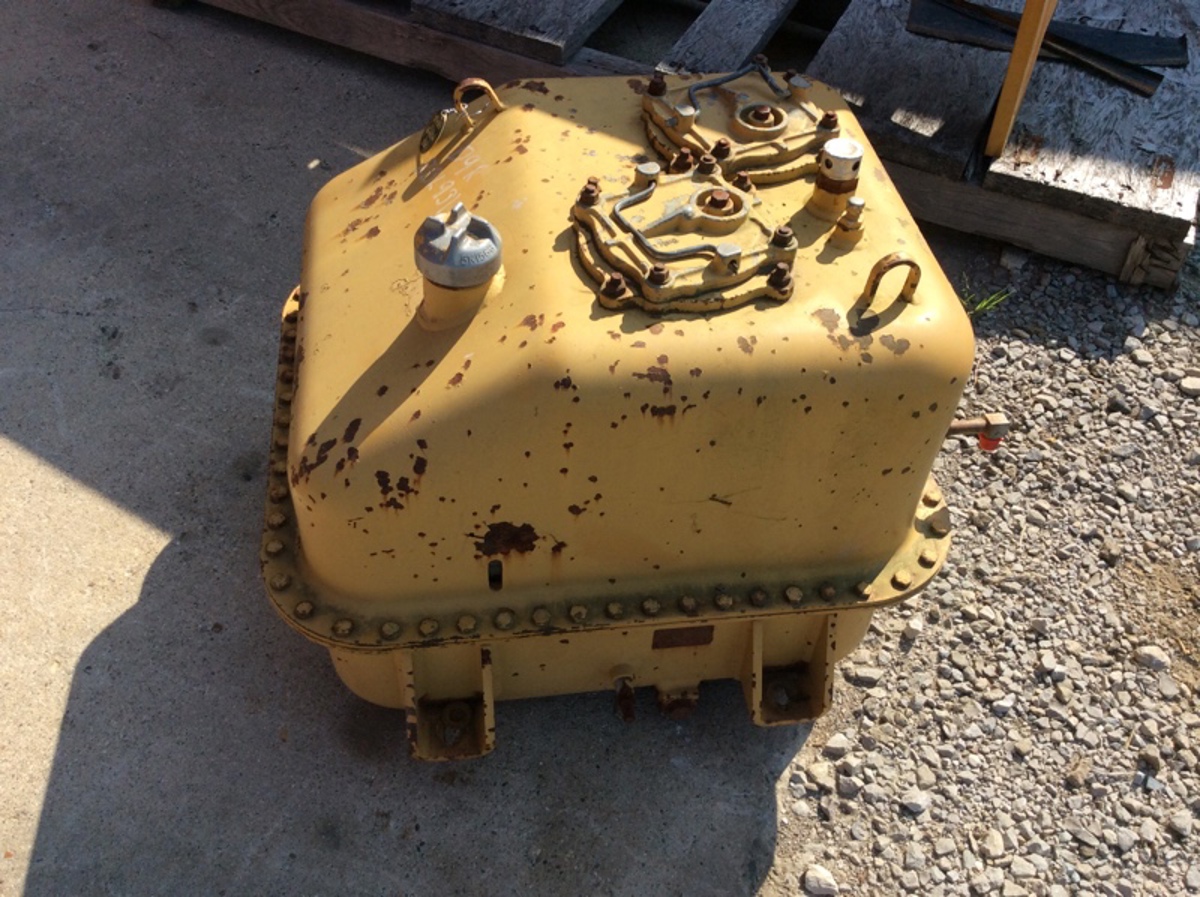 Caterpillar D9R D9R Hydraulic Tank
