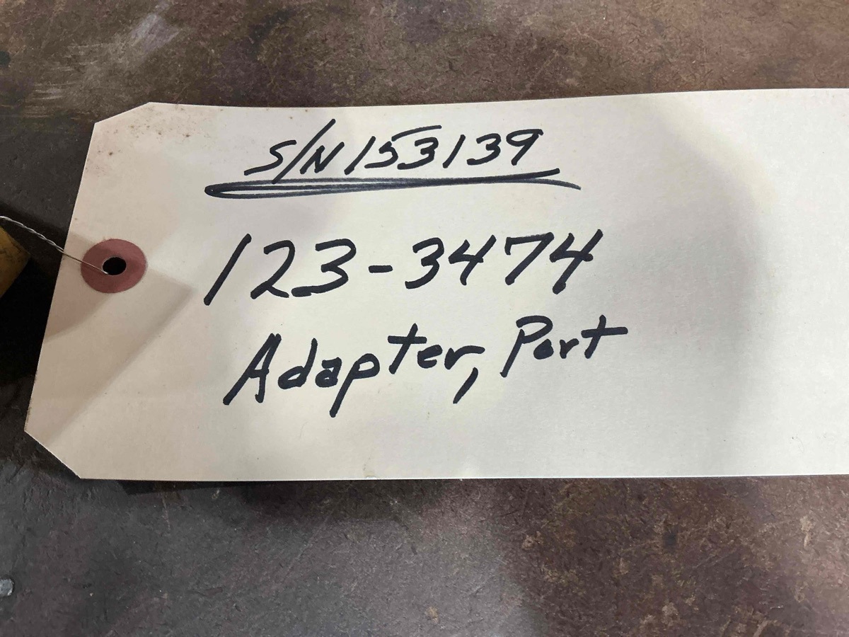 Caterpillar D9R D9R Adapter - Port