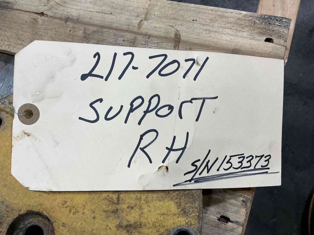Caterpillar D11R D11R Support - Air Cleaner (rh)