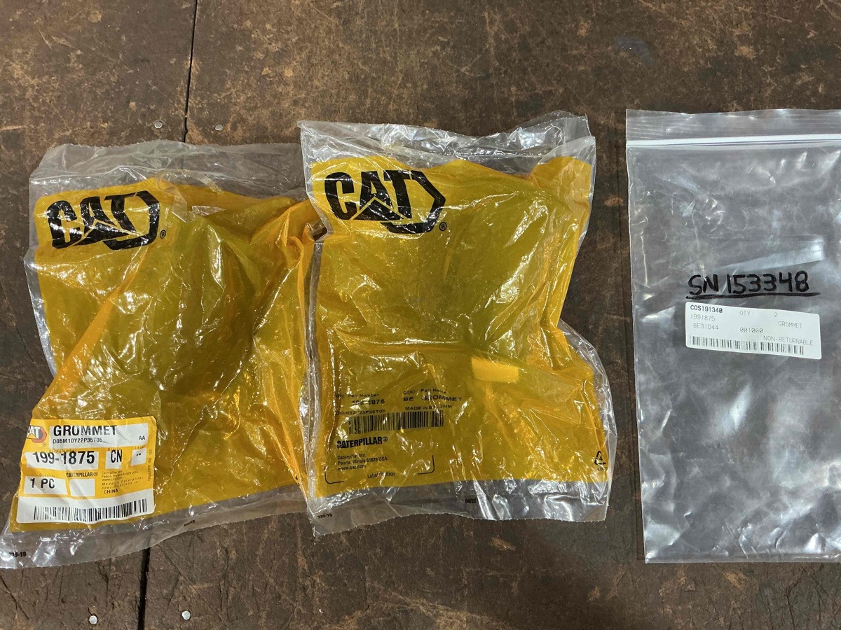 Caterpillar  Grommet