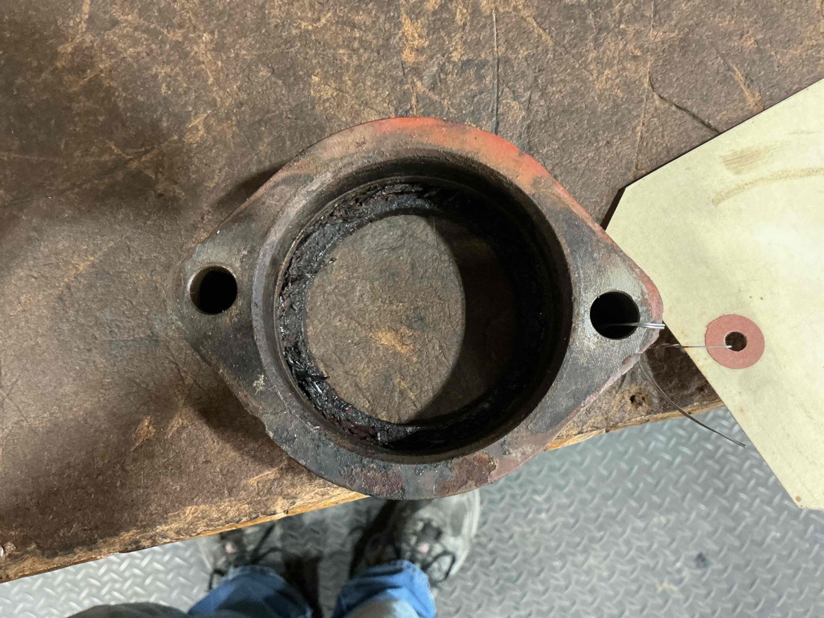 Caterpillar D11R D11R Flange