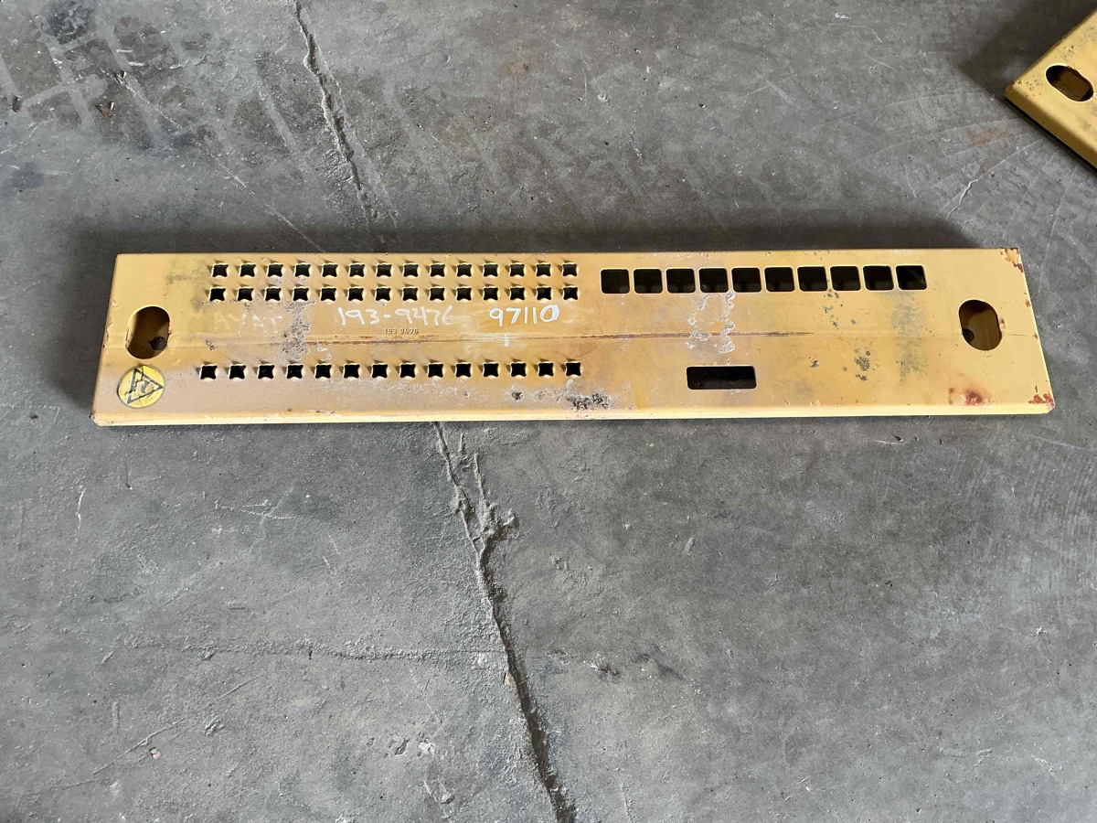   Cover AS