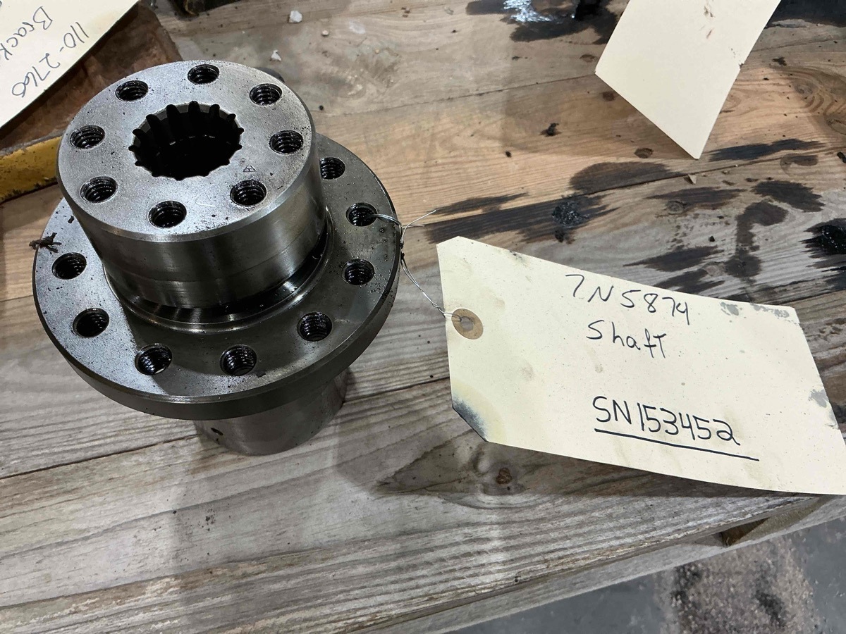 Caterpillar D11R D11R Shaft - Auxiliary Drive