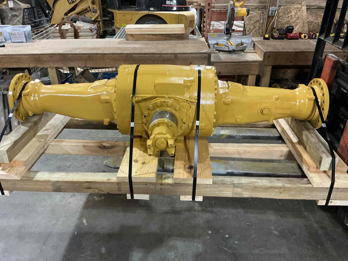 Caterpillar 962M 962M Axle AR - Oscillating (rollout)