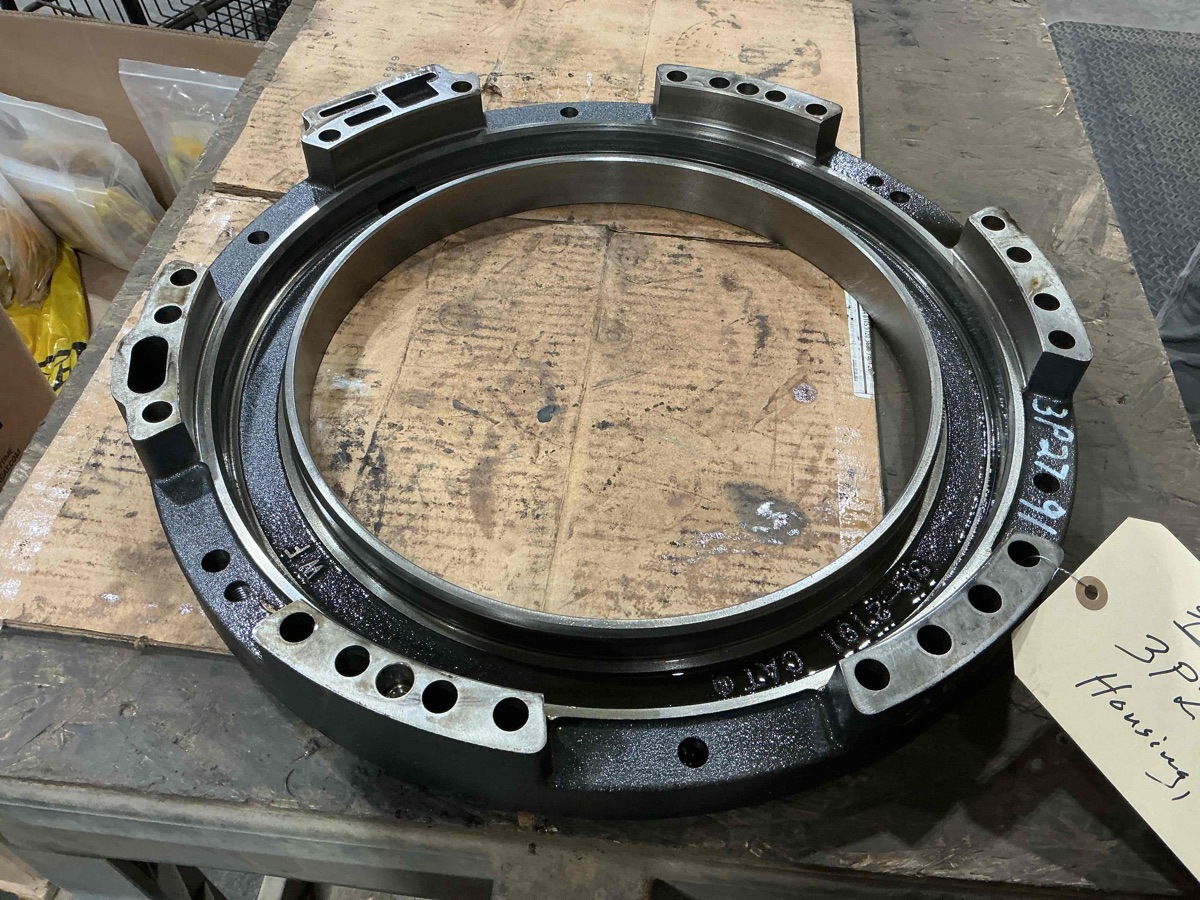 Caterpillar D10N D10N Housing - Clutch