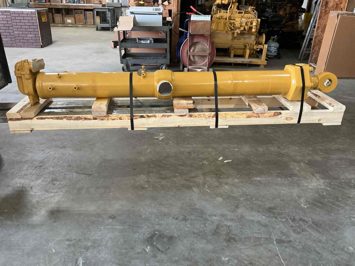 Caterpillar D10N D10N Lift Cyl