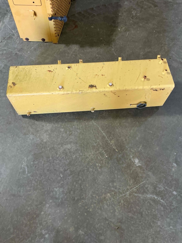 Caterpillar  Tank Assem - Radiator Top