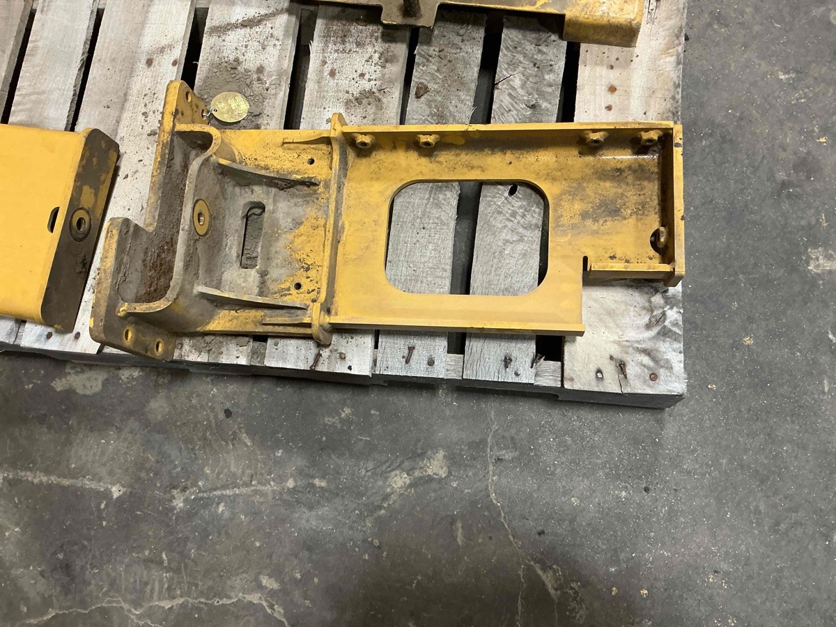 Caterpillar 930K 930K Plate AS