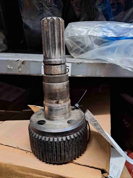 I.H./FARMALL 1486 Input Shaft