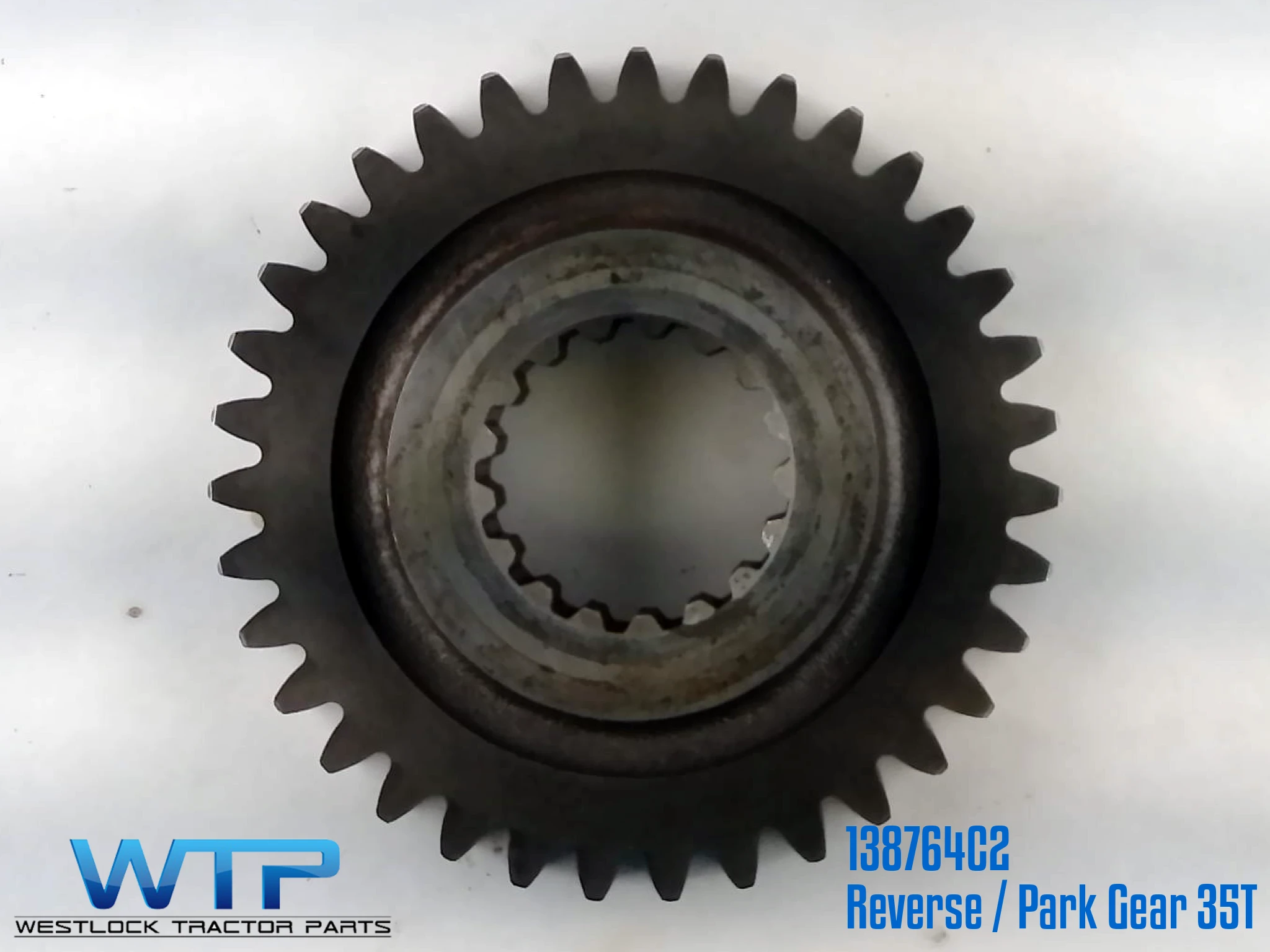 I.H./FARMALL 986 Reverse / Park Gear 35T