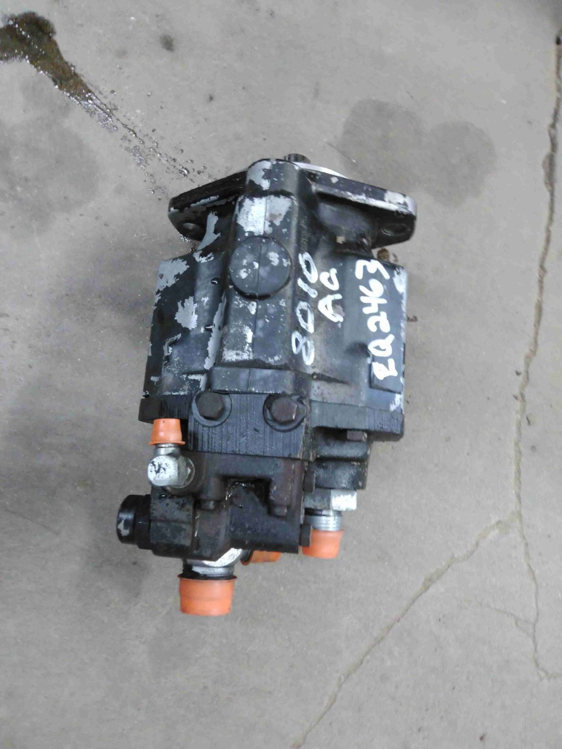 Allis Chalmers 8010 Hydraulic Pump