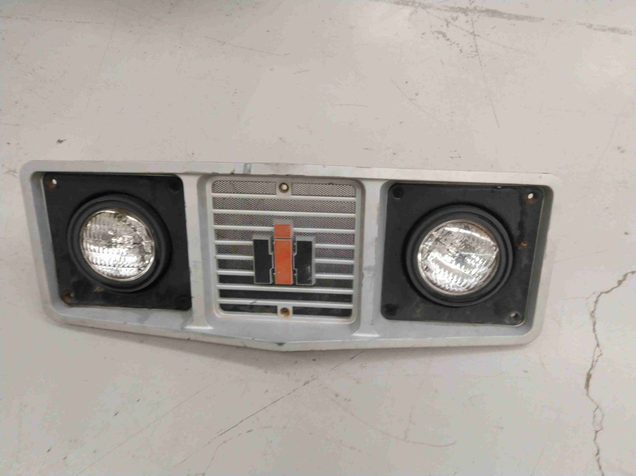 I.H./FARMALL 1066 Top Grille Assembly