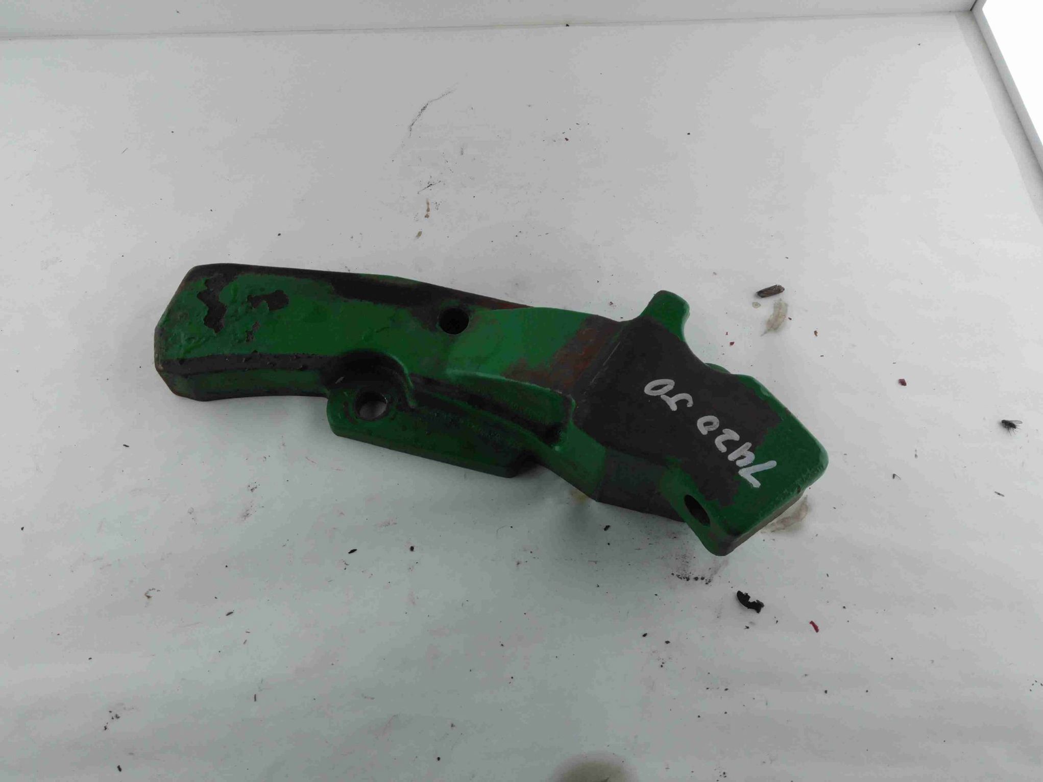 Deere 7420 Sway Block Support RH