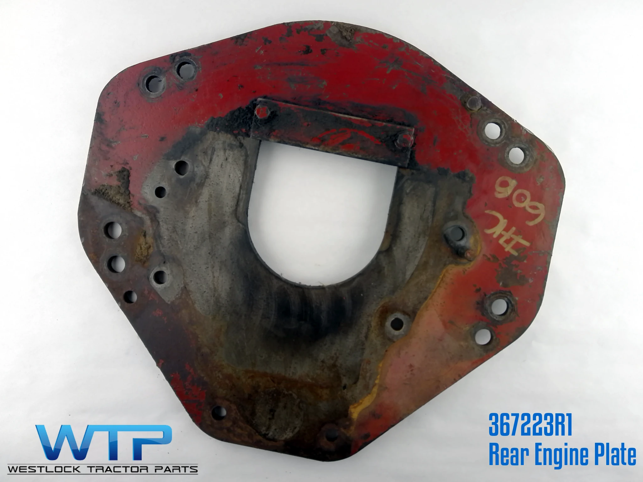 I.H./FARMALL 606 Rear Engine Plate