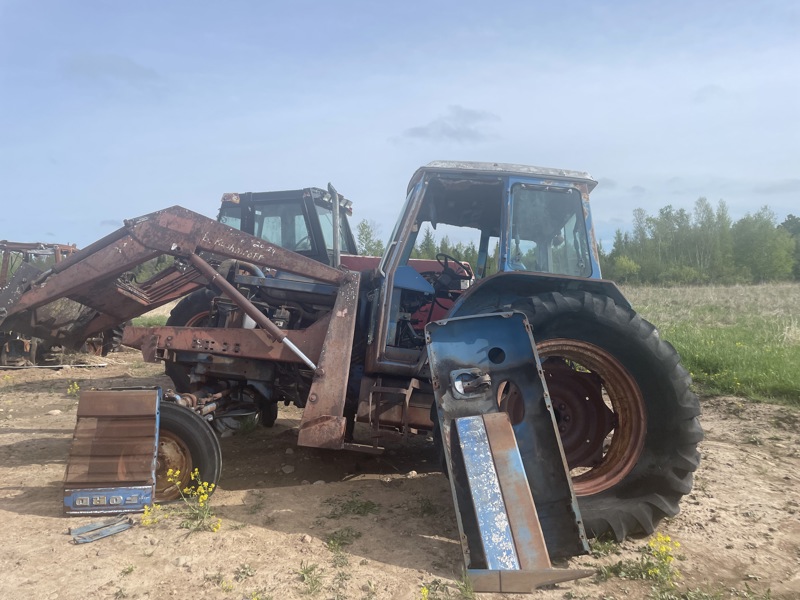 Ford 7700