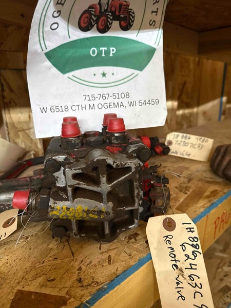 International 886, HYDRO186,  786, 986, 1086, 1486, 1586 Hydraulic Valve