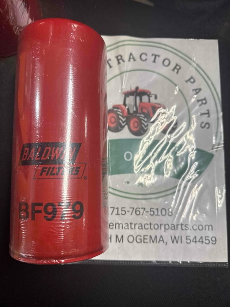I.H./FARMALL HYDRO70, HYDRO86, HYDRO100, HYDOR186, 330, 666, 686, 856, 886, 966, 986, 1026, 1066, 1086, 1256, 1456, 1466, 1468, 1486, 1566, 1568, 1586, 2856, 3388, 3488, 3588, 3616, 3688, 3788, 4100, 4156, 4166, 4 Baldwin Fuel Filters