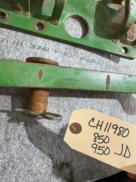 Deere 850 Utility, 950 Drawbar Pin