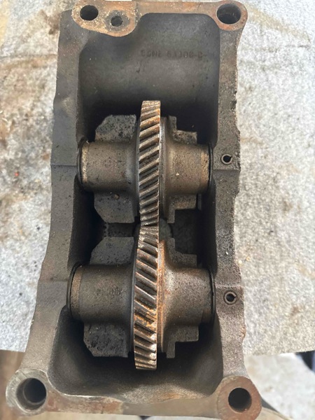 Ford/Nholland 7700, 7000, 5000, 5100, 5200, 5340, 5610, 5110, 550, 555A, 55B, 555C, 555D, 5600, 5900, 650, 6500, 655A, 655C, 655D, 6610, 6700, 6710, 6810, 7410, 7500, 7600, 7610, 7710, A66 Balancer Gear